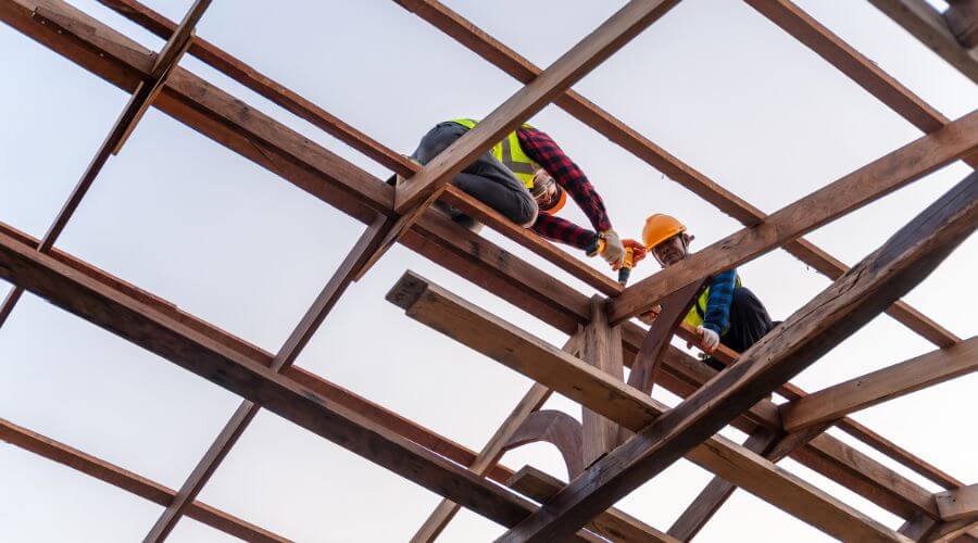 Professional gutter cleaning services in Banning, CA